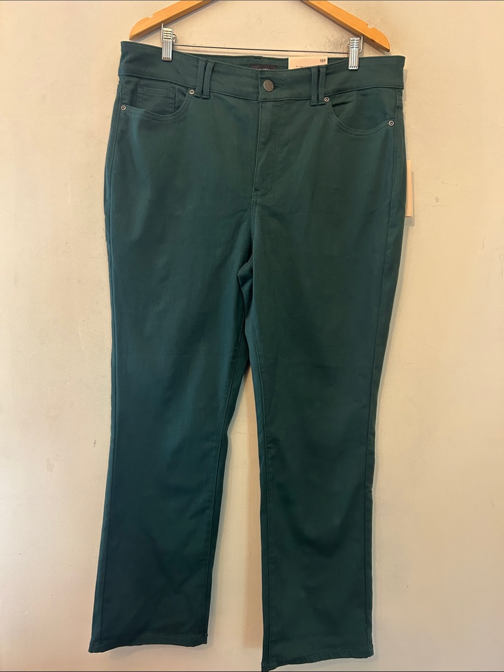 NYDJ Women’s Pine Forest Marilyn Straight  Stretch Jeans Size 18P NWT